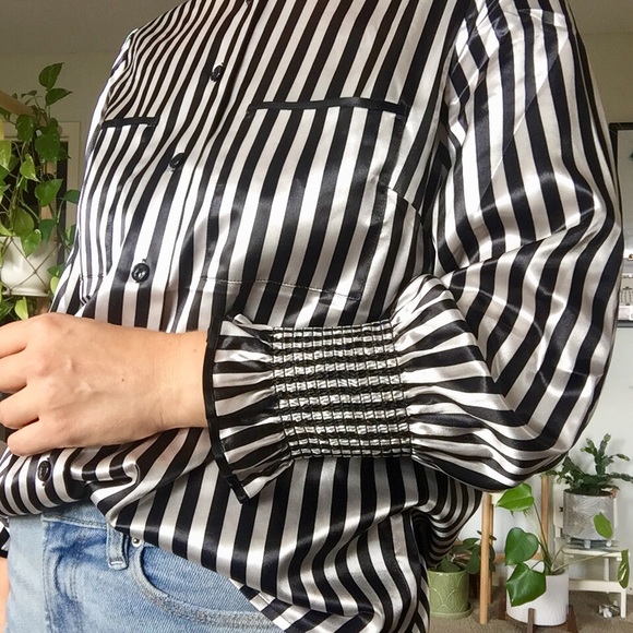 J. Peterman Co. French Silk Blouse - Picture 5 of 13